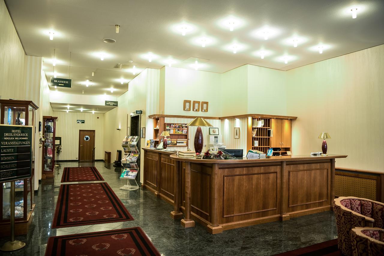 Ringhotel Dreilaendereck Zittau Extérieur photo